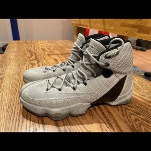 Lebron 13 XIII Elite Limited Edition Wolf Grey Size 13
